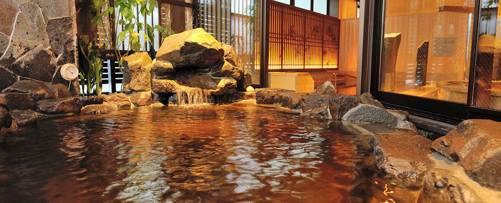 ห้องอาบน้ำรวมขนาดใหญ่