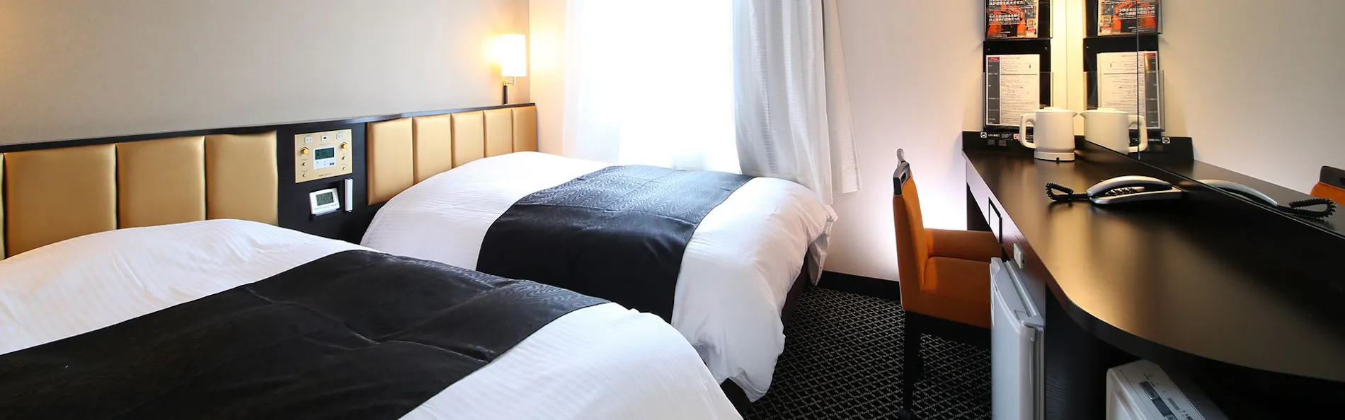 アパホテル〈浅草 田原町駅前〉