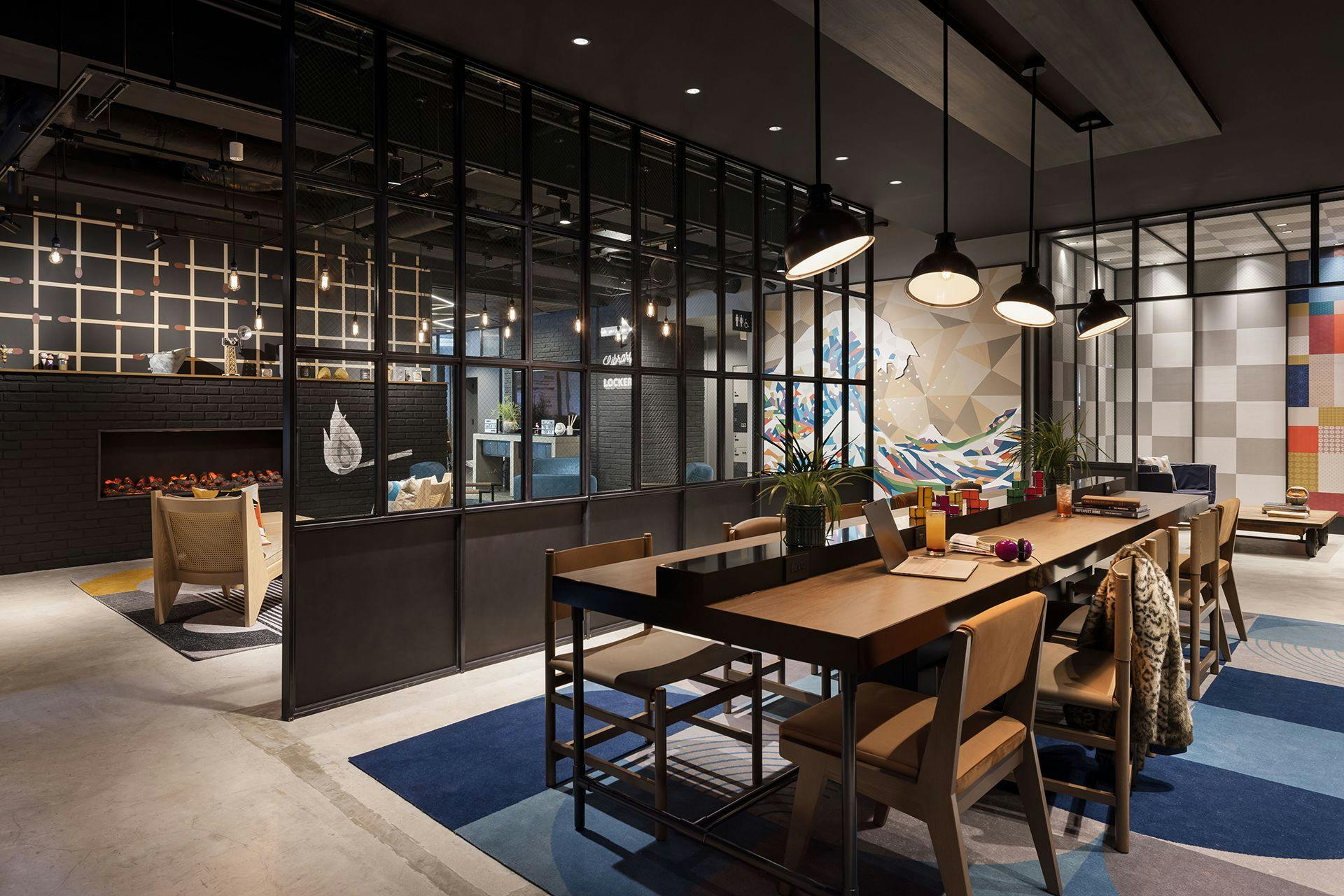 ロビーラウンジ