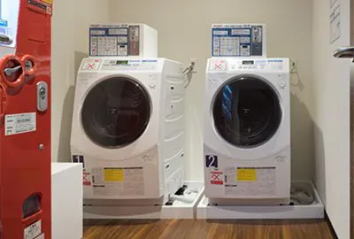 自動販売機&コインランドリー