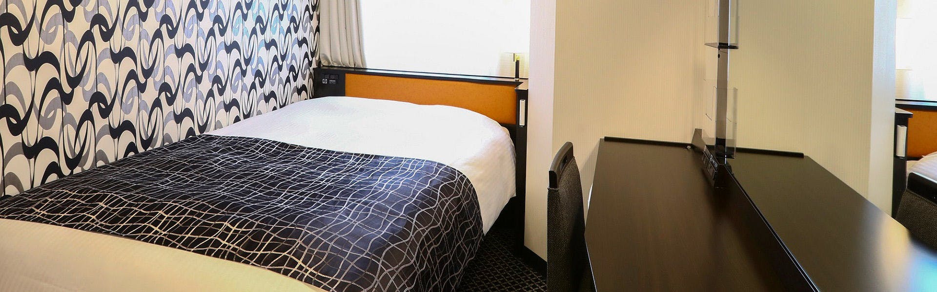 アパホテル〈日本橋 馬喰町駅前〉（全室禁煙）