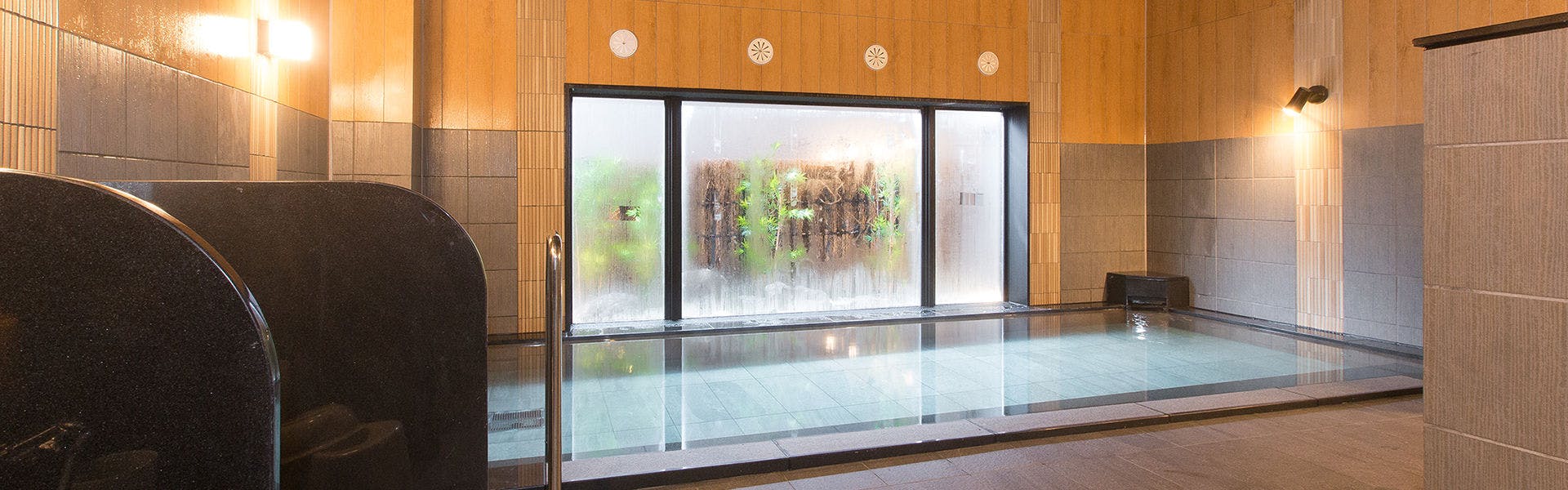 ห้องอาบน้ำรวม