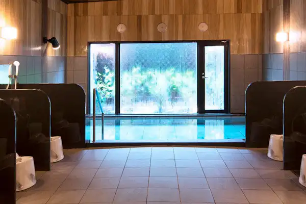 ห้องอาบน้ำรวม