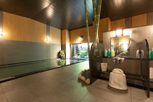 ห้องอาบน้ำรวม