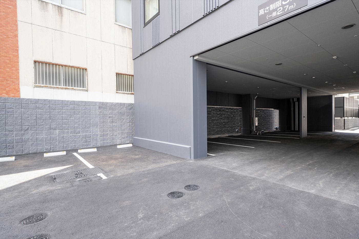 ที่จอดรถ