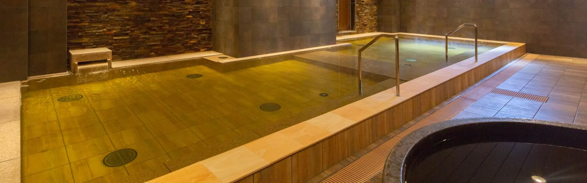 深層水温泉 大阪逸の彩(ひので)ホテル