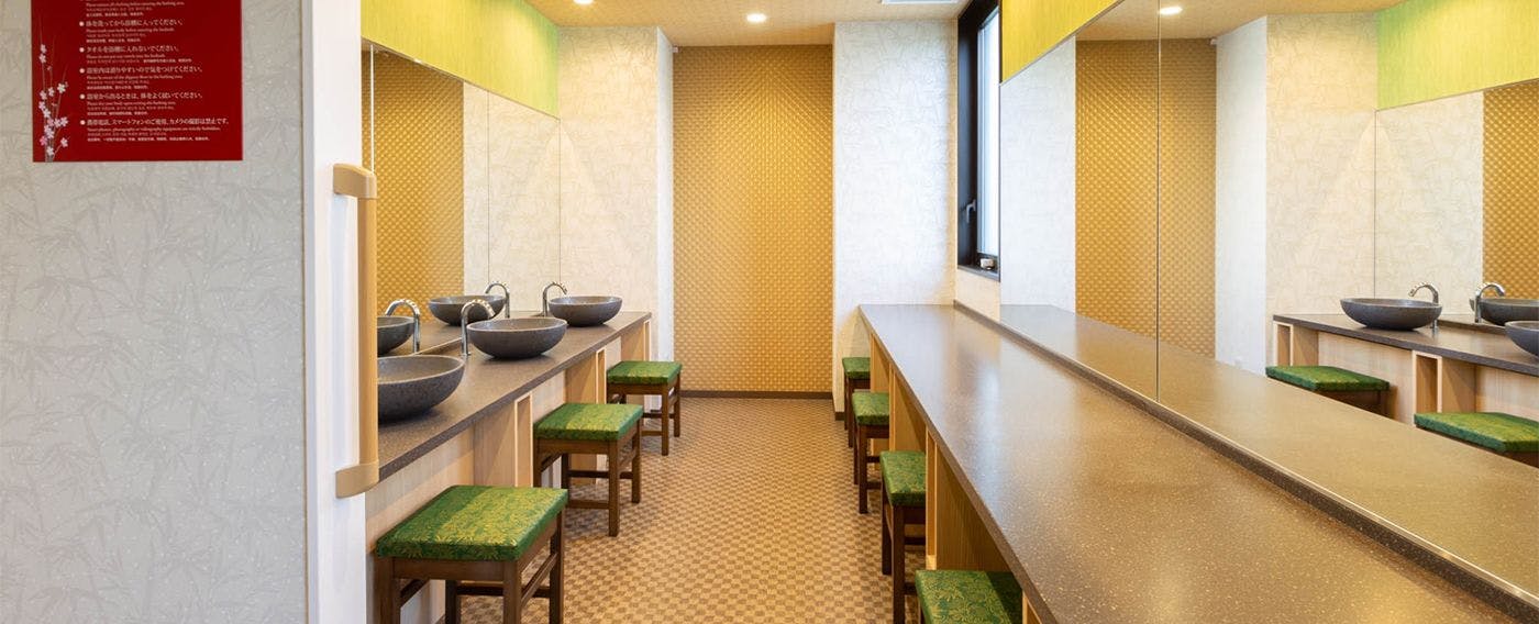 無料温泉大浴場