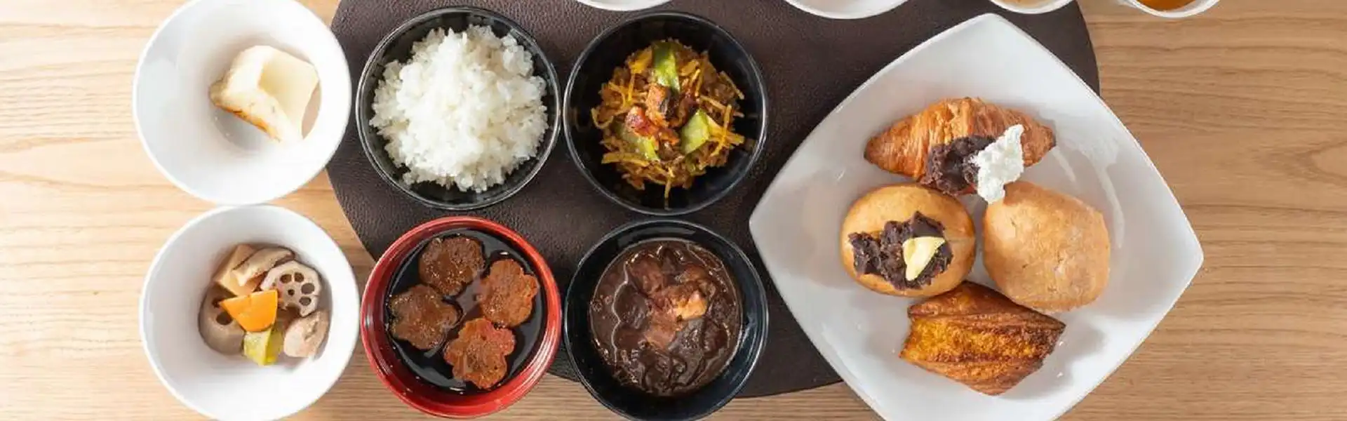 朝食