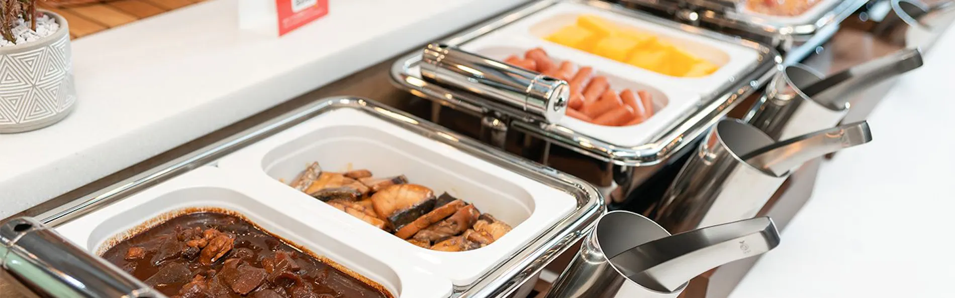 スーパーホテルPremier名古屋天然温泉桜通口