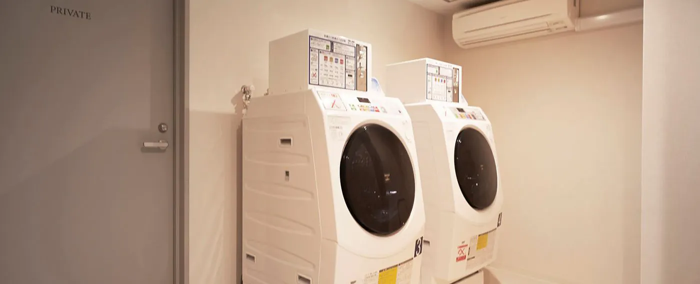 Laundry koin (lantai 4 & lantai 8)