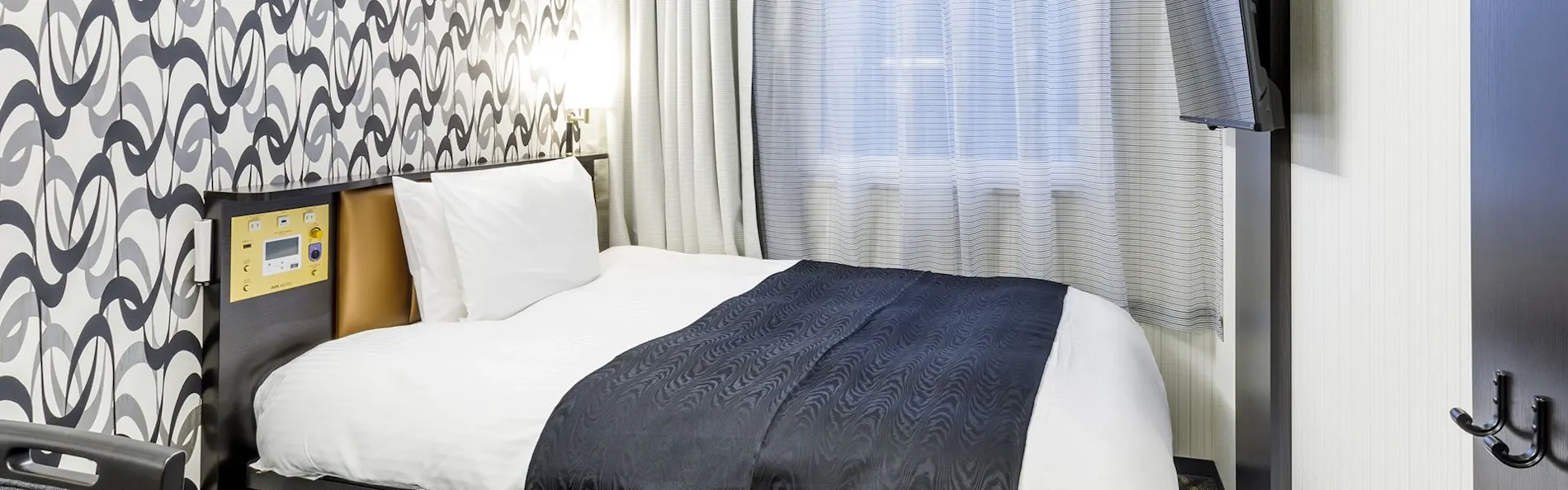 アパホテル&リゾート〈六本木駅東〉