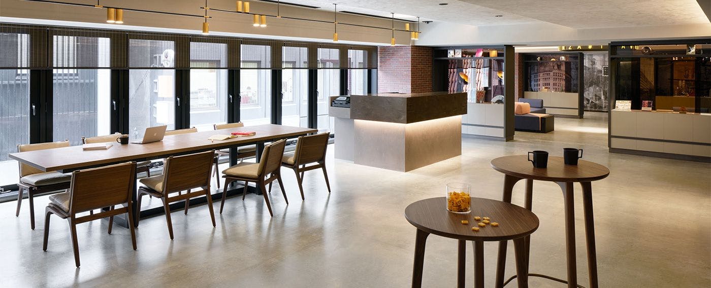 ロビーラウンジ