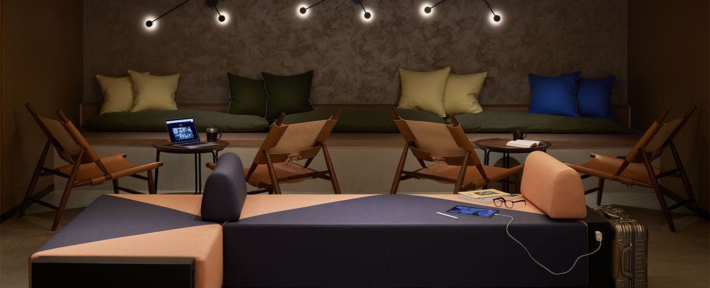 ロビーラウンジ