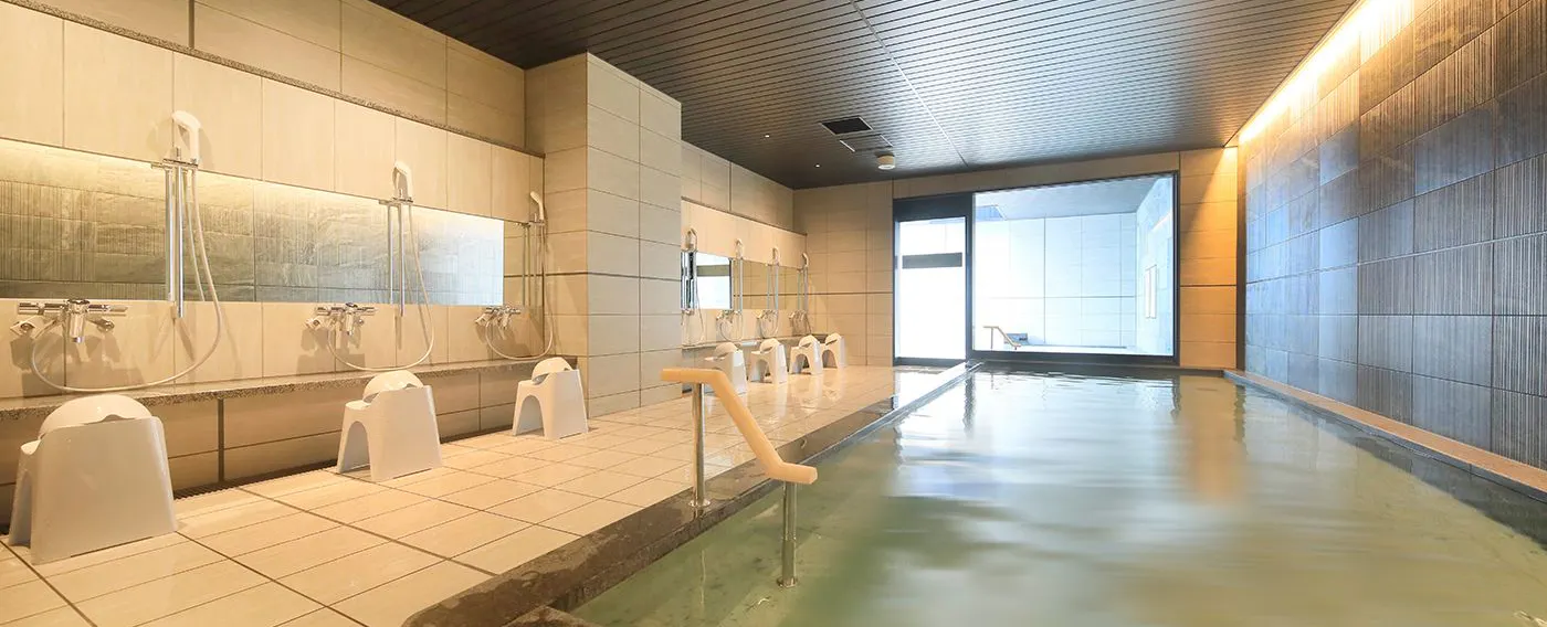 ห้องอาบน้ำรวม <ซูซูรัน โนะ ยู>