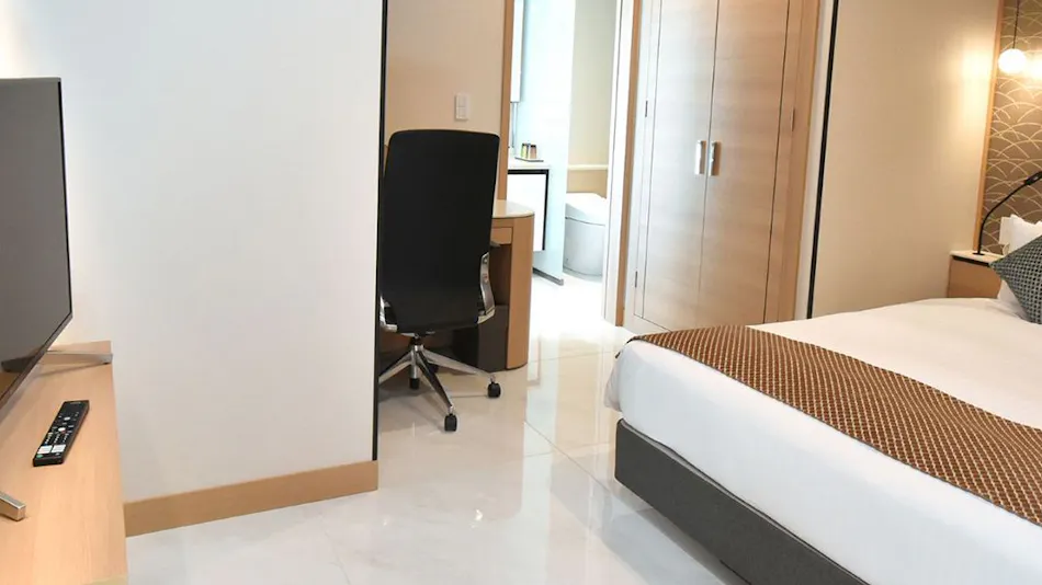 Odysis Suites Osaka Airport Hotel