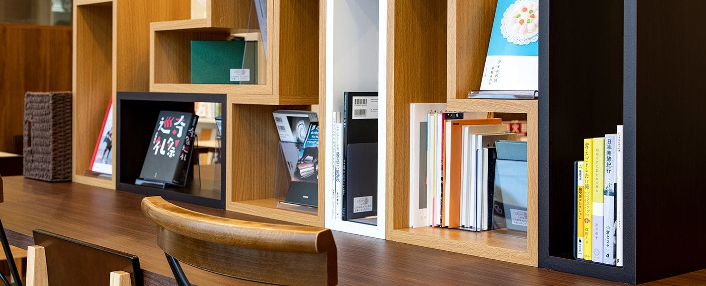 컴포트 라이브러리 카페