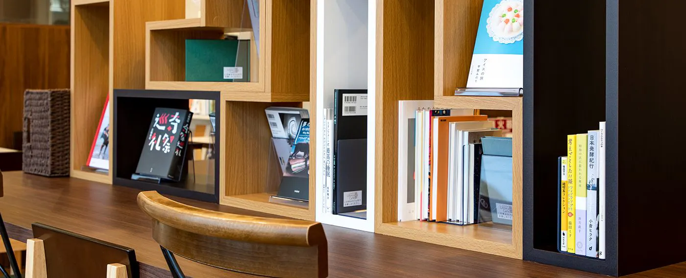 컴포트 라이브러리 카페