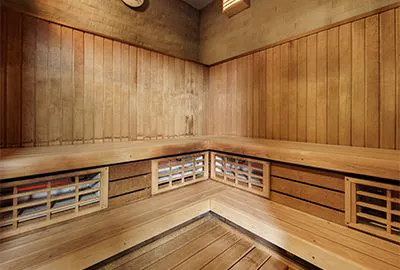 ซาวน่าและอ่างน้ำเย็น