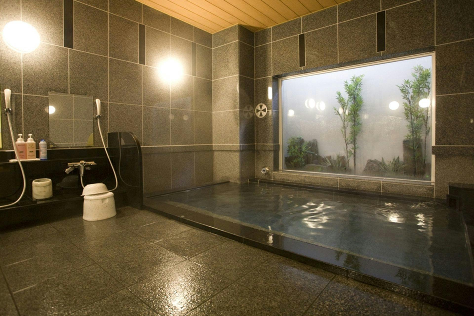 น้ำพุร้อน