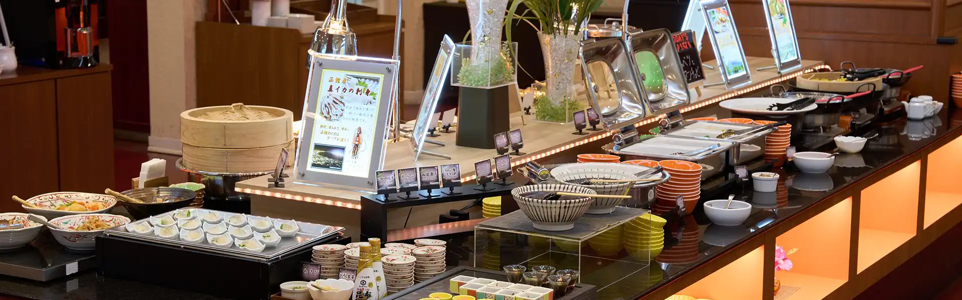 朝食バイキング