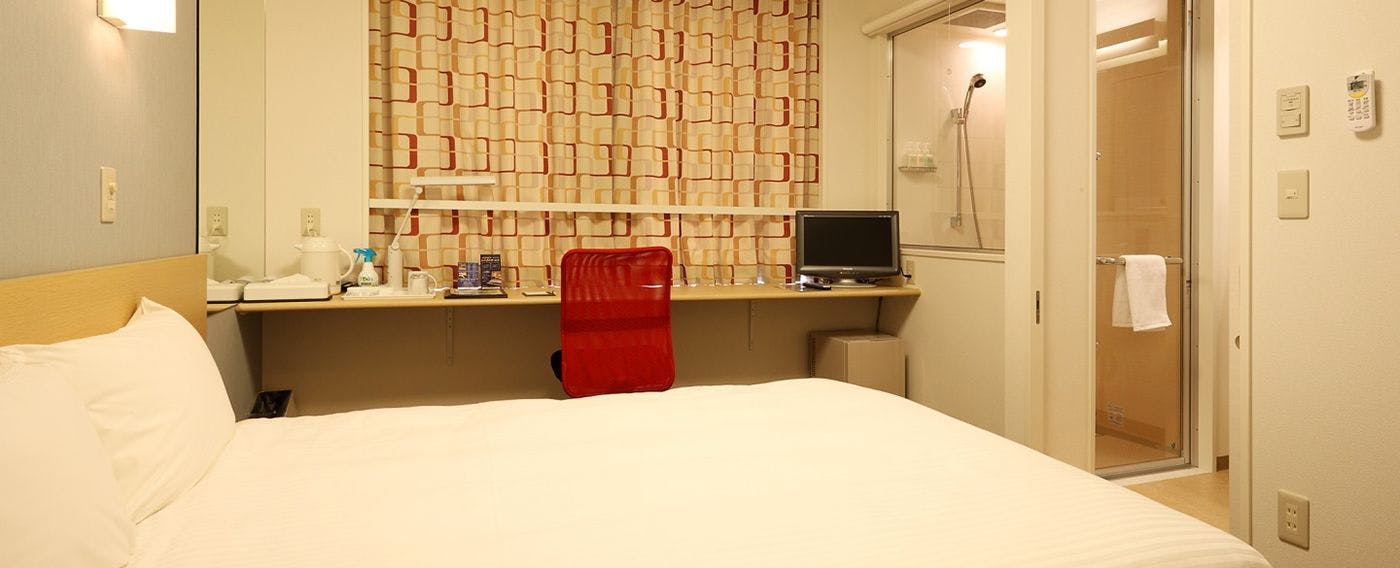 ห้องอาบน้ำแบบคู่และเดี่ยว (เฉพาะชั้น 2)