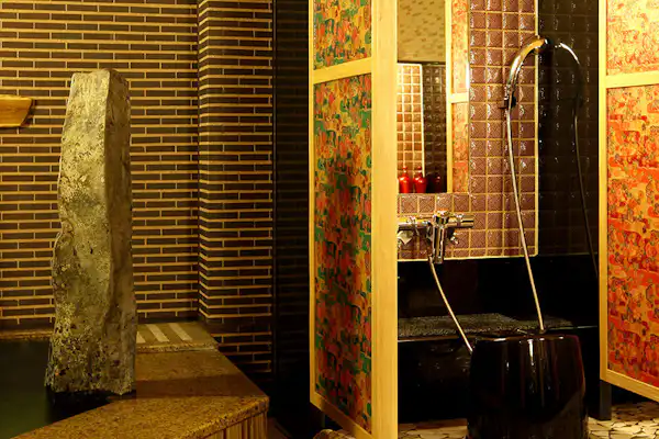 น้ำพุร้อนธรรมชาติ