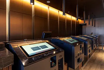 Mesin check-in otomatis