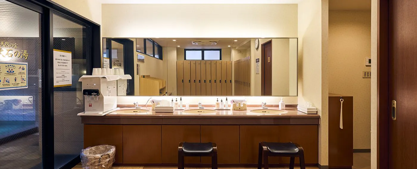 【สำหรับผู้ชายเท่านั้น】ห้องอาบน้ำรวมและซาวน่า