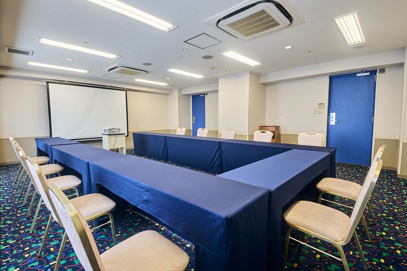 ห้องจัดเลี้ยงและห้องประชุม