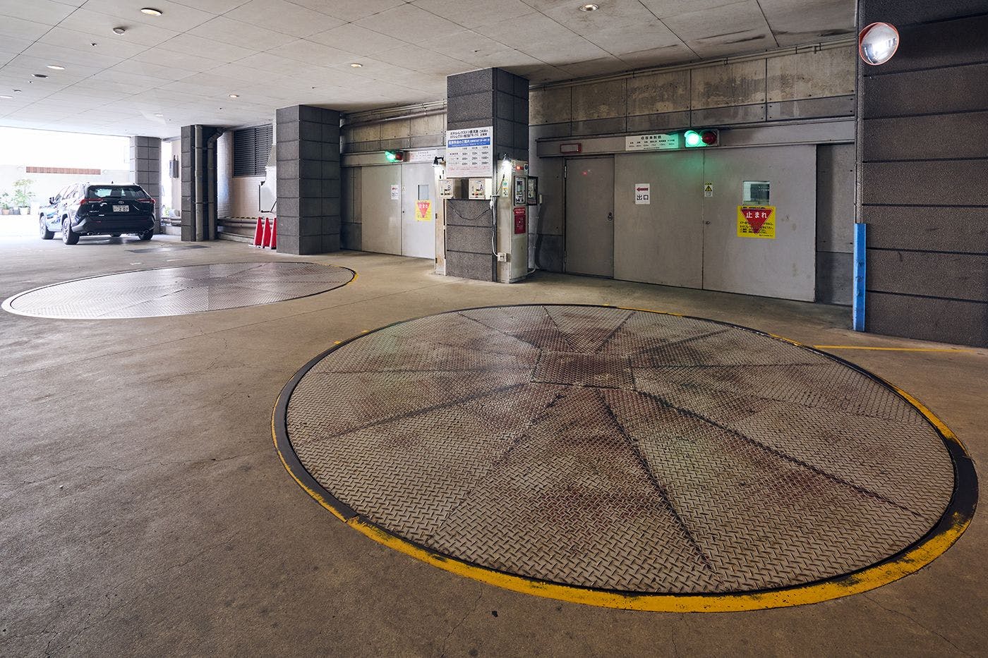 ที่จอดรถ