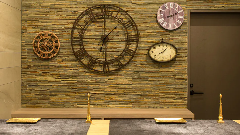 Quintessa Hotel Tokyo Haneda Comic & Books