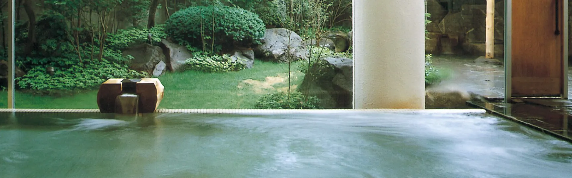 横手プラザホテル