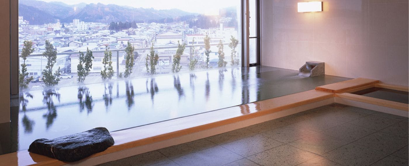 น้ำพุร้อนพร้อมวิว