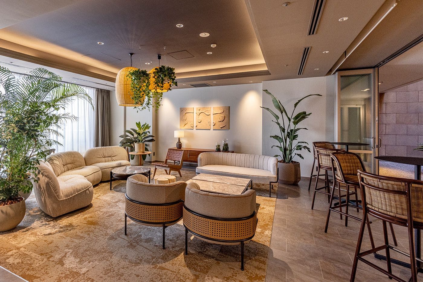 ロビーラウンジ