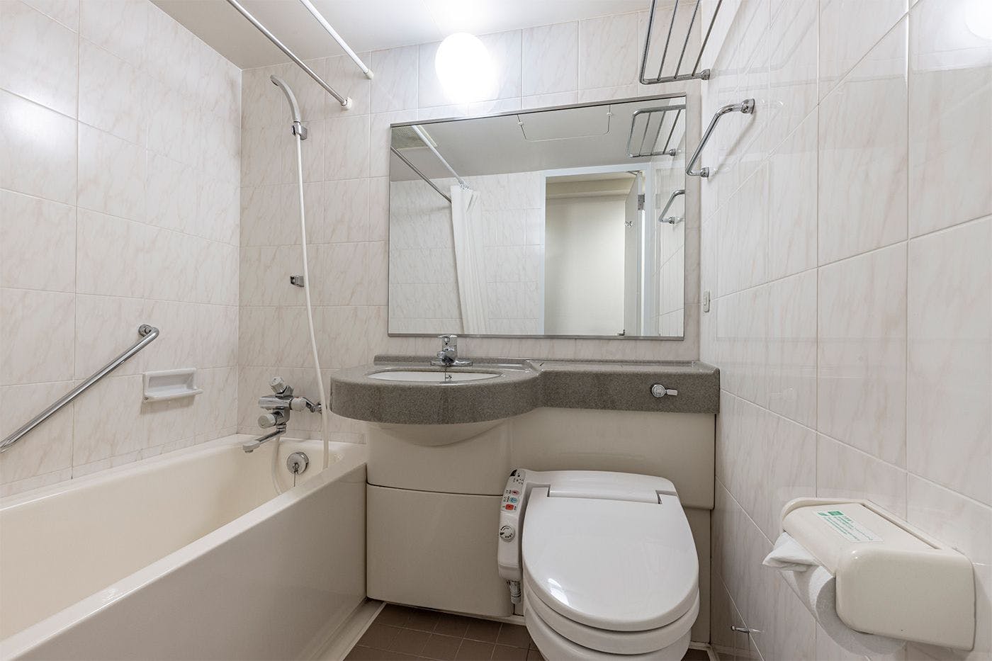 Tokyu Stay Yotsuya Shinjuku