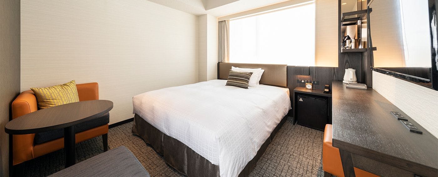 ห้องเตียงใหญ่แบบโมเดอเรต