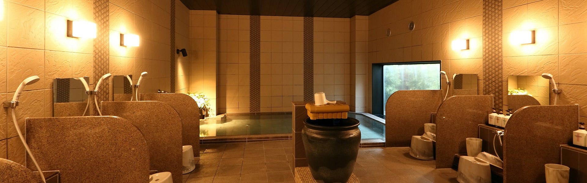 ห้องอาบน้ำรวม