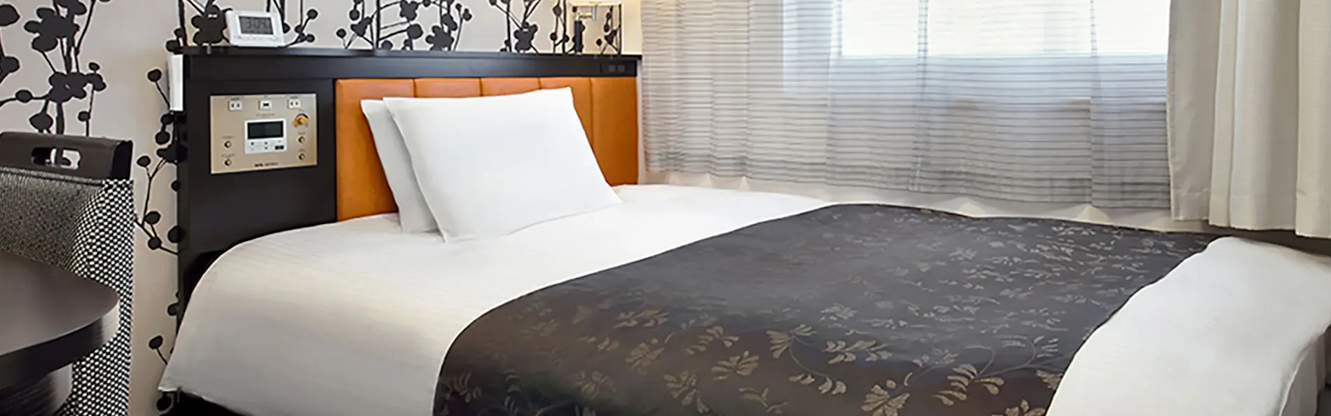 アパホテル〈埼玉東松山駅前〉