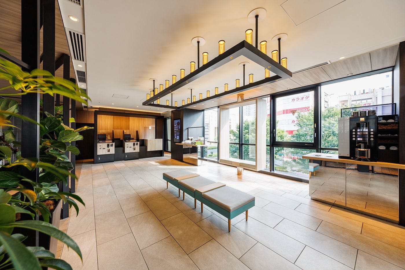 フロント・ロビー