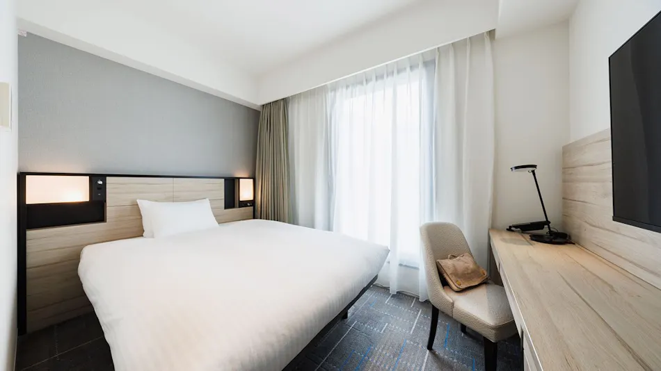 JR-East Hotel Mets Premier Gotanda