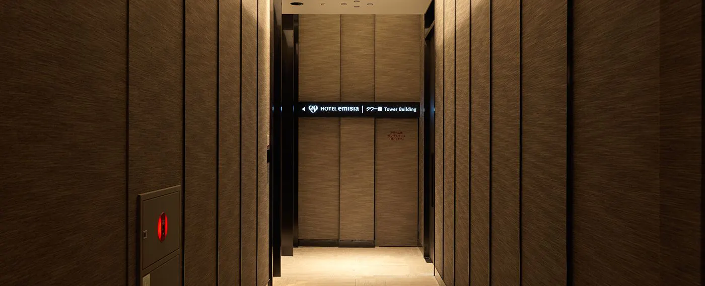 タワー館連絡通路