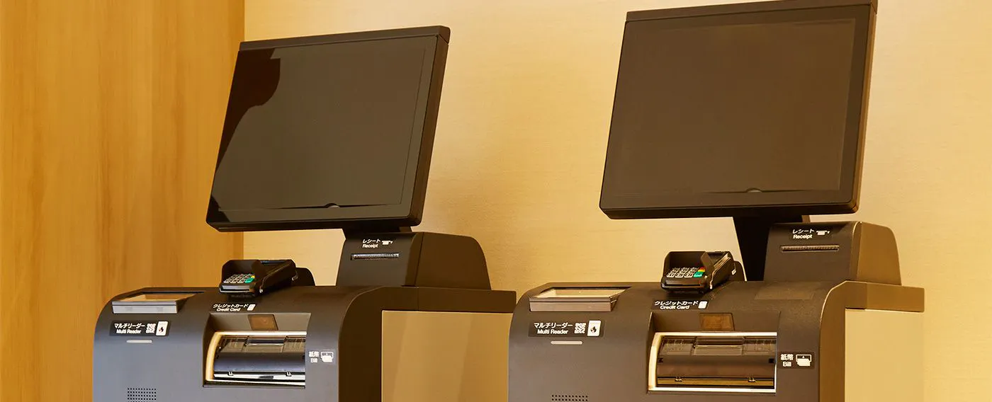 自動チェックイン機