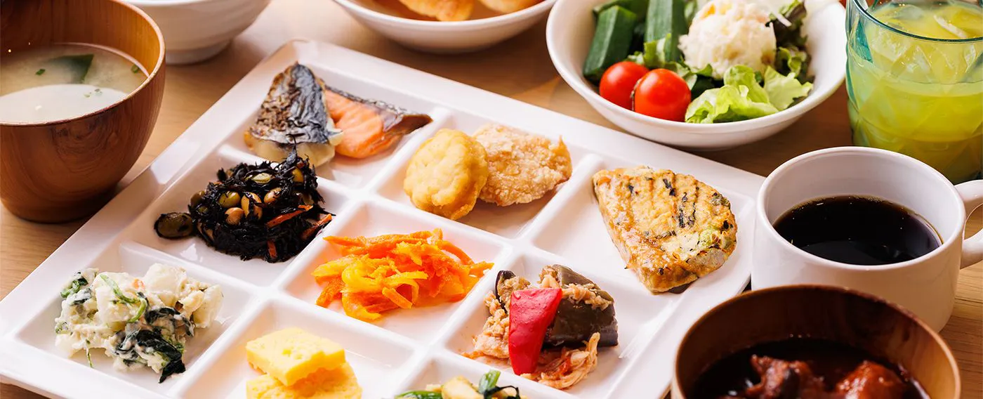 【Annex】Sarapan pagi berupa buffet dengan hidangan Jepang dan Barat, termasuk hidangan khas Jepang dari "chawan".