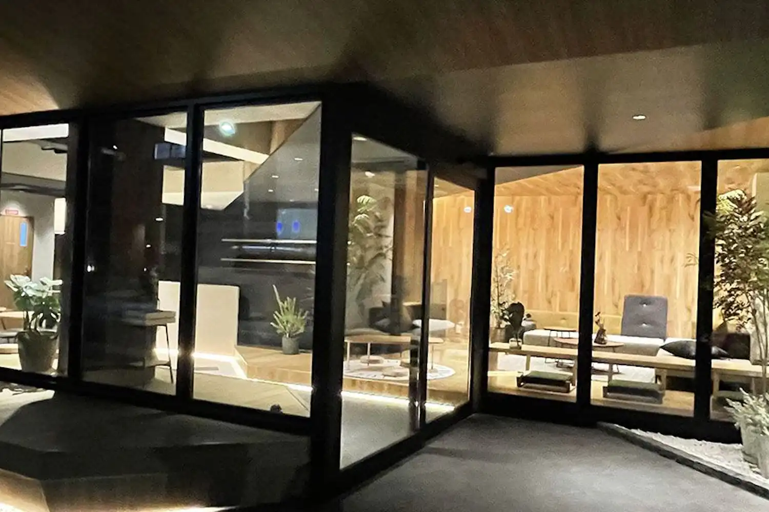 ทางเข้า