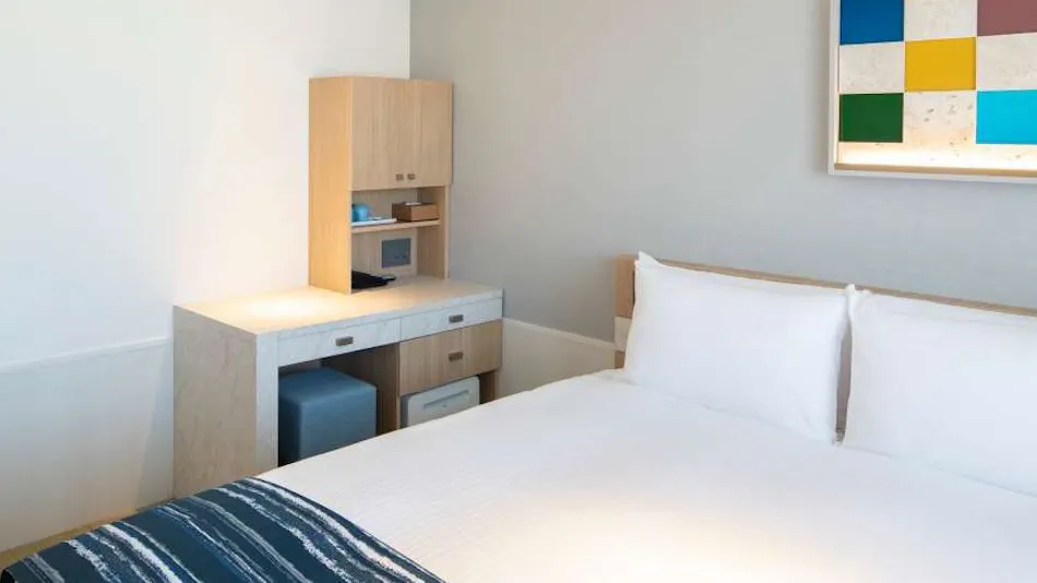 Okinawa Hinode Hotel Naha <Monorail Makishi Station>