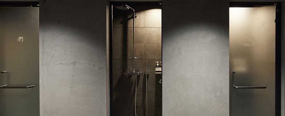 ห้องซาวน่าสำหรับการทำสมาธิแยกชายหญิง / ห้องอาบน้ำ