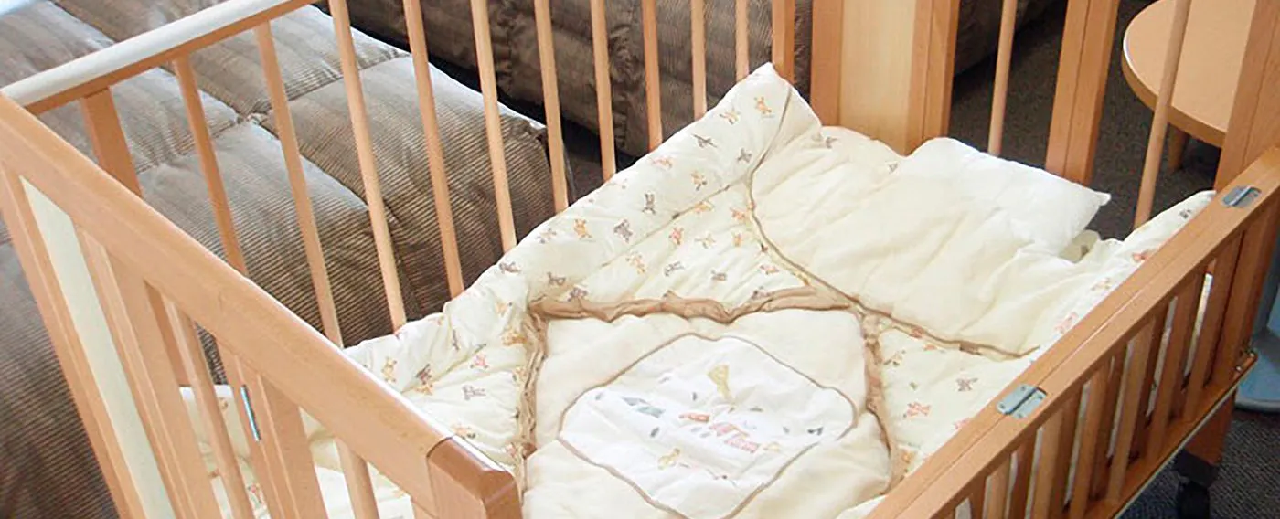 เตียงเด็กอ่อน