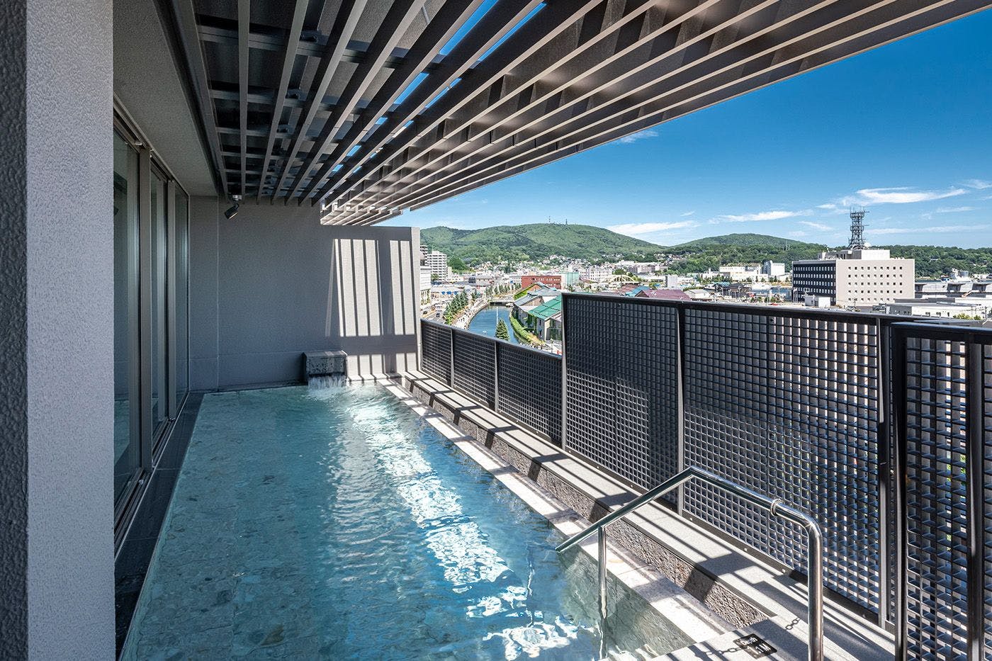 ออนเซ็นกลางแจ้งพร้อมวิว