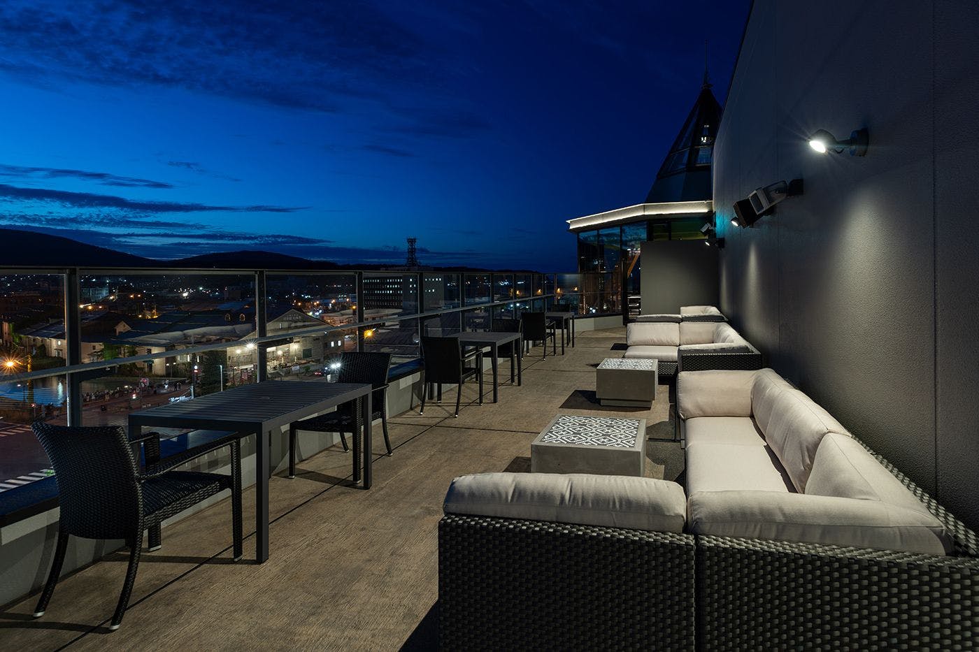 รูฟท็อปบาร์