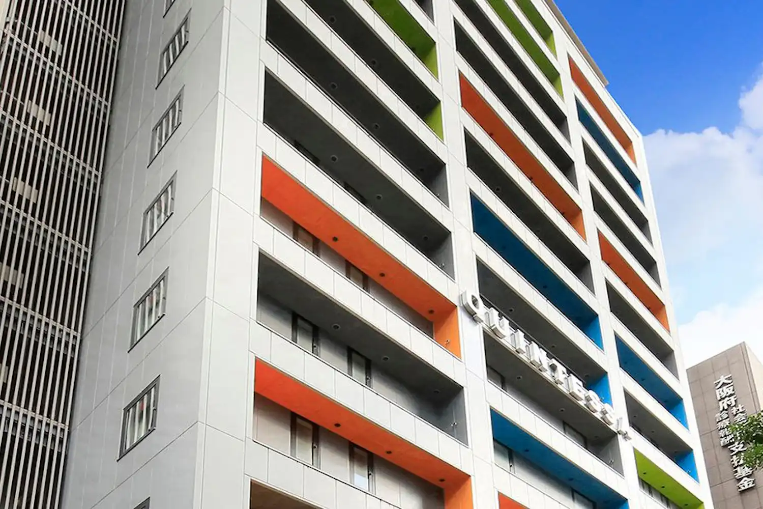 ภายนอกอาคาร